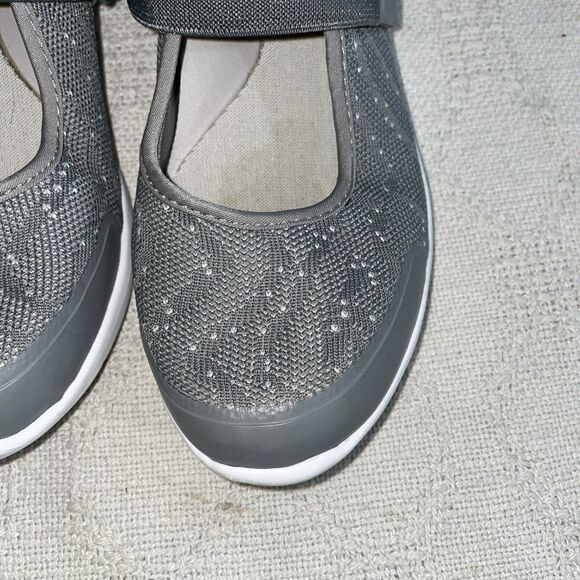 Vionic Women’s Athleisure Mary Jane’s Size 7 M Gray Fabric Active Comfort Casual - Picture 9 of 12